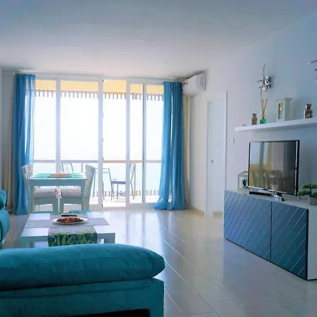 A Beautiful 2 Bedrooms Апартаменты